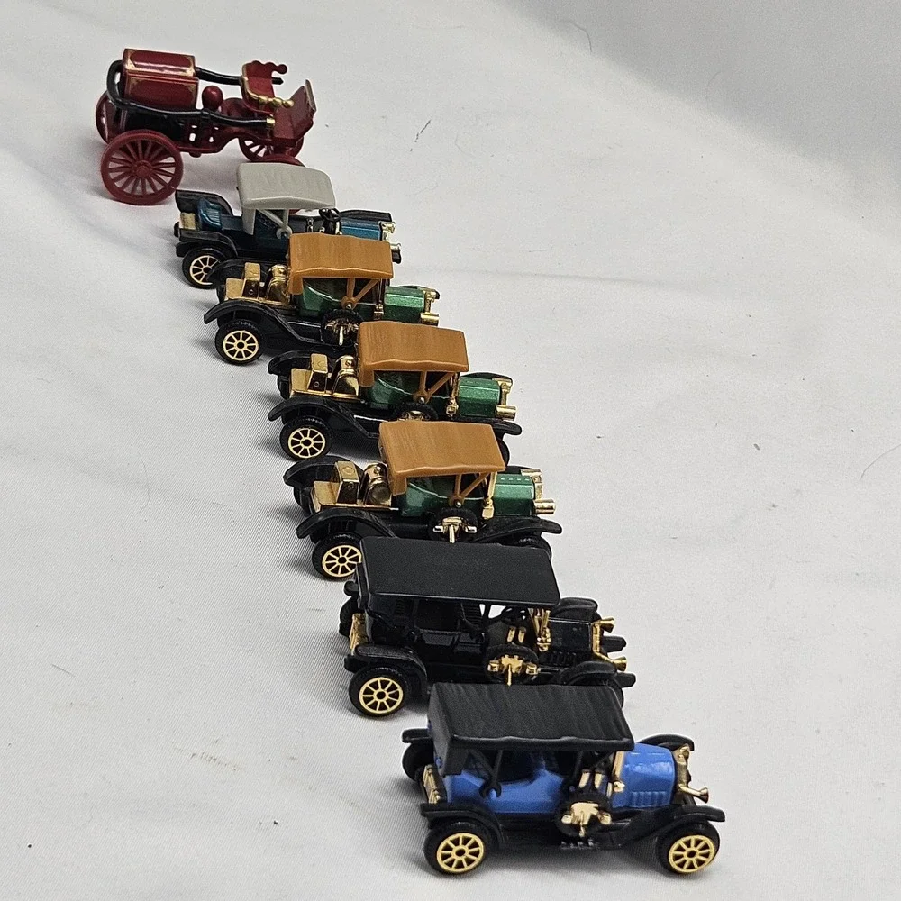 Vintage Readers Digest Collectible 1:64 Scale Classic Car‎ Models Set of 7